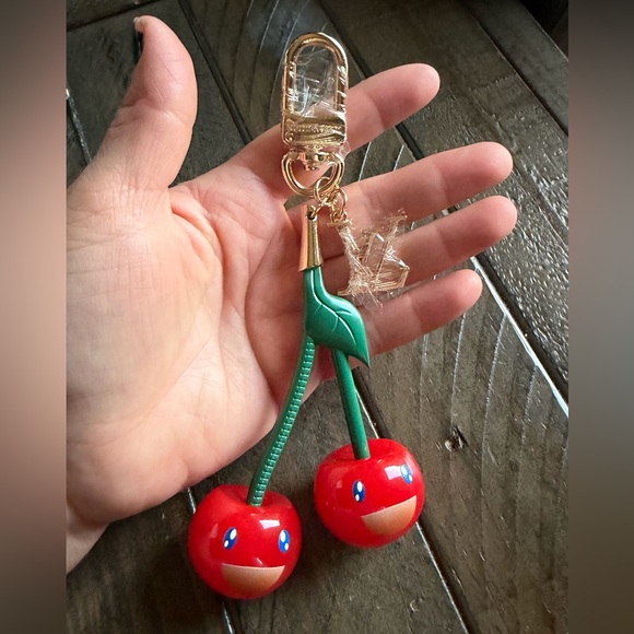 LV Cherries Bag Charm, Collection Edition, New - Picture 2 of 9